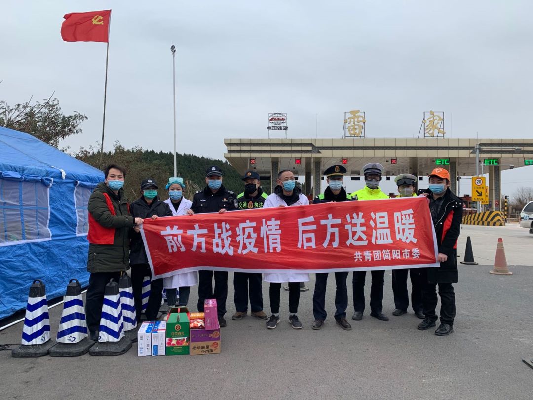 壮溪镇人口_罗小黑战记蓝溪镇