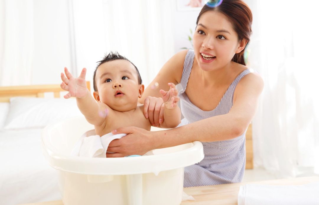 #重庆妈妈网社区#带娃宅家的第20天，这些宝宝护理细节妈妈们要注意了！