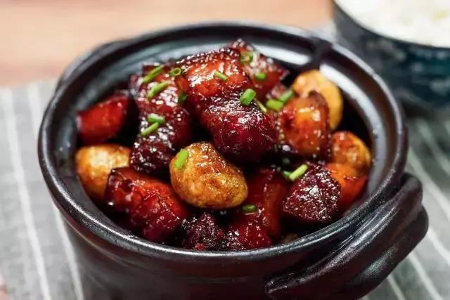 做红烧肉放多少花雕酒 55c6309b670543c3a1e578521aaceed2.jpeg