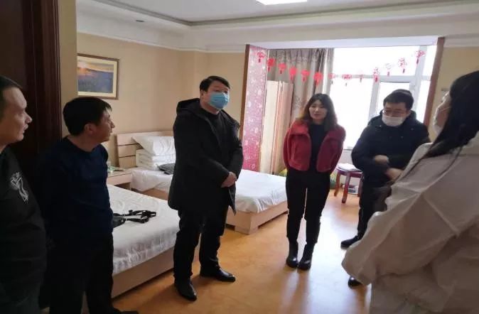 拉哈镇有人口_拉哈镇(2)