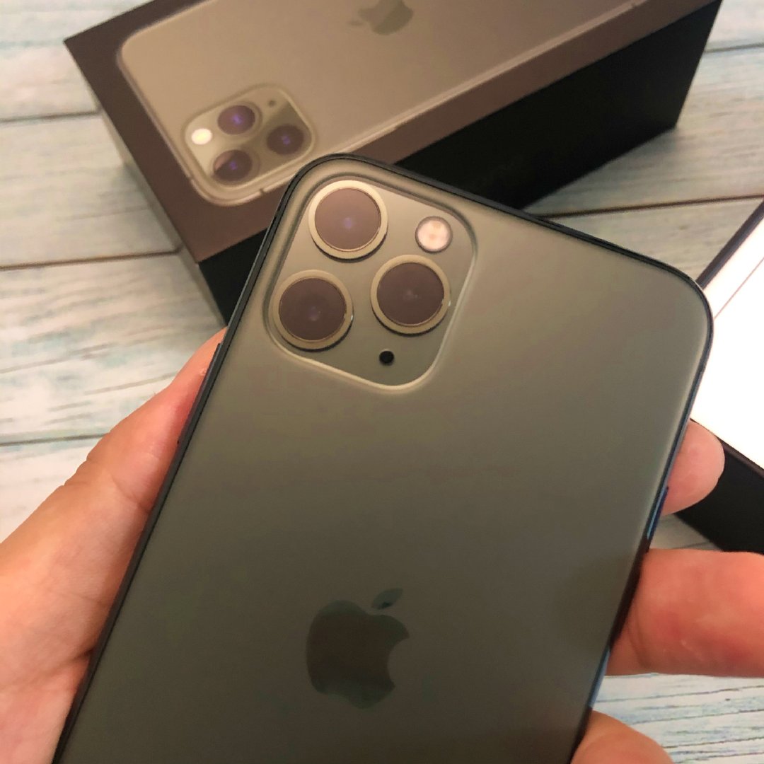 iphone 11 pro暗夜绿和一些值得上手的配件!