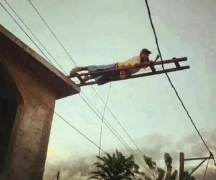 一坨屎猜成语_白带一坨像粘果冻图片(3)