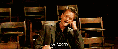 比如说:im so bored at home.在家我好无聊啊.i feel really bored.