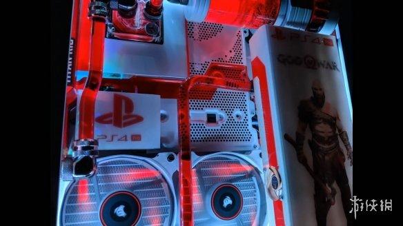 网友DIY酷炫霓虹灯“水冷散热”PS4Pro!改造费7000元