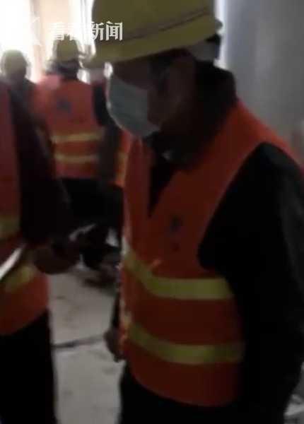 3小伙瞒着家人援建雷神山医院：虽然累但很光荣