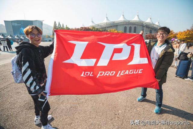 圈内人透露：LPL春季赛复赛在即，改为线上赛模式，需在上海打
