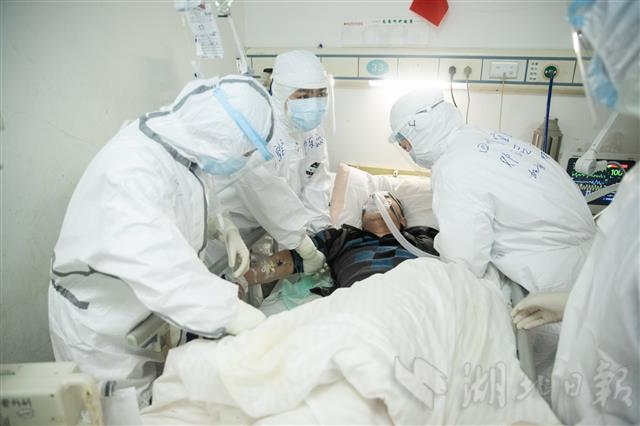 抗疫殉职可评烈士 褒扬医护人员的牺牲以告慰生者 评定