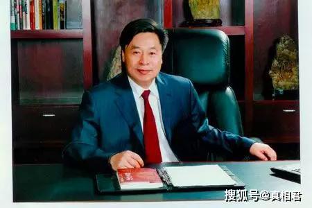 百步亭的资本宴：水坑里建13万人“小王国”，参