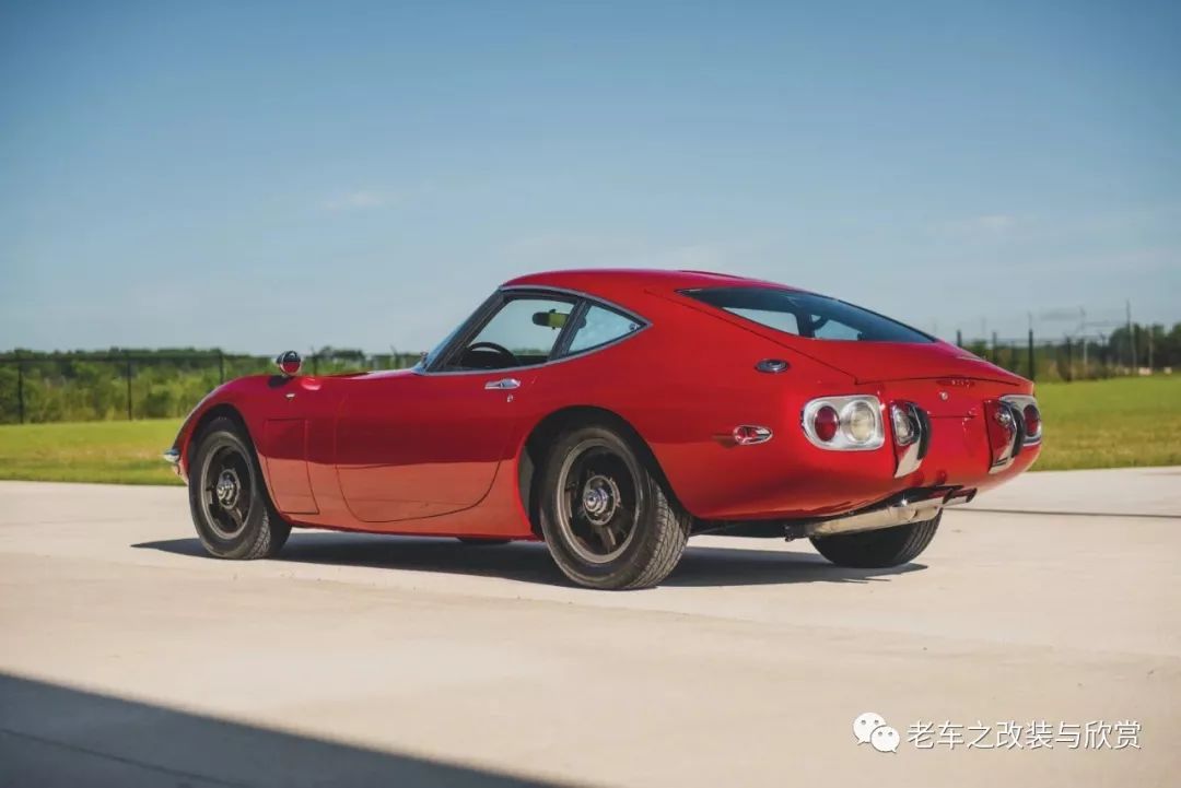 美丽的丰田2000gt –第一辆价值百万美元的日本跑车