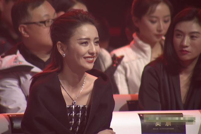她被誉为“养眼美女”，却遭陈思诚抛弃，今3