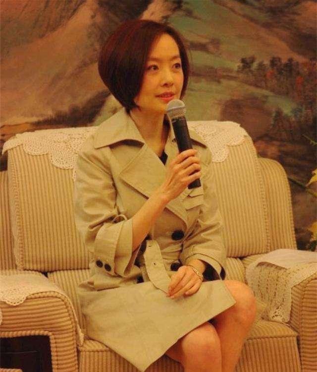 他连续主持五次春晚仍常被人认错 只因和鲁豫撞