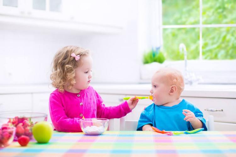 #春龙和宝宝#如何判断婴儿是否吃饱？如下方法，就能让宝宝既健康又能吃饱