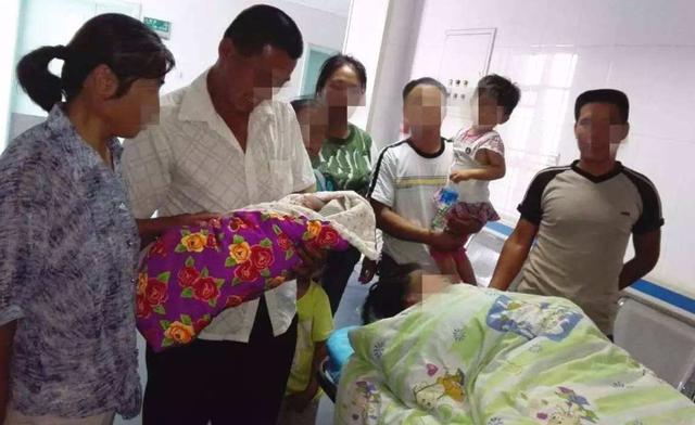 山东就有一位67岁的老奶奶艰难产下女儿,成了不折不扣的"超高龄产妇.