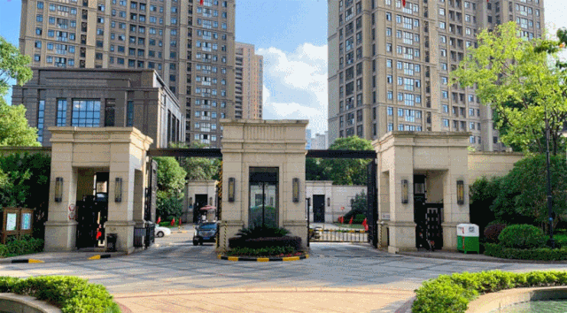 常州封面级豪宅; 2,武进区 新城华宇悦隽公馆 精装1.75万/㎡起,武进