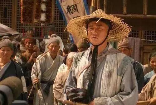 称帝|朱元璋称帝后，得意在大殿说了几句话