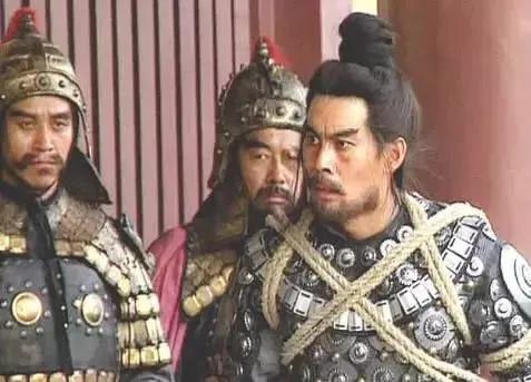 方天画戟|曹操杀了吕布以后后悔了吗？吕布死了九年后曹操后悔莫及