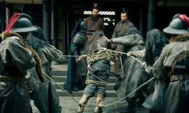 方天画戟|曹操杀了吕布以后后悔了吗？吕布死了九年后曹操后悔莫及