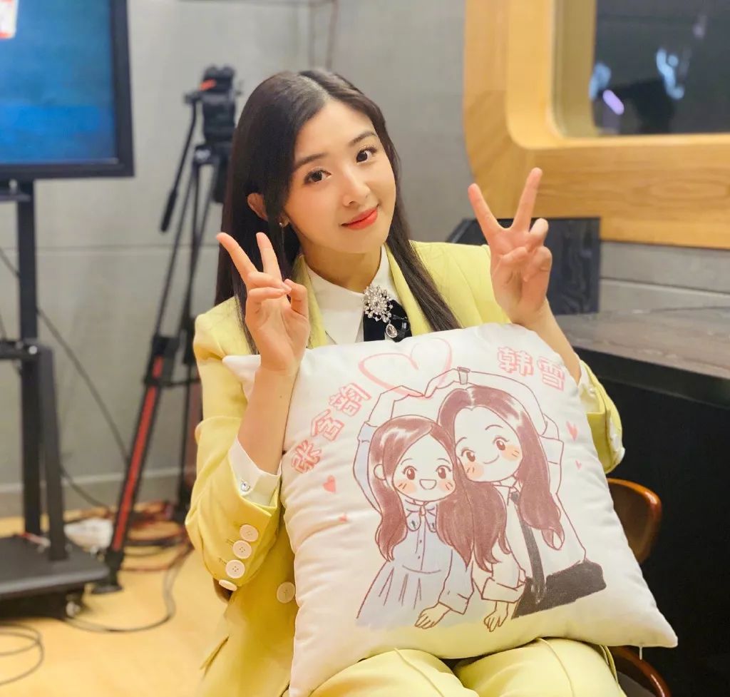 酸酸甜甜就是你广告 6c4511fb50914ed1b689594441aed1dc.jpeg