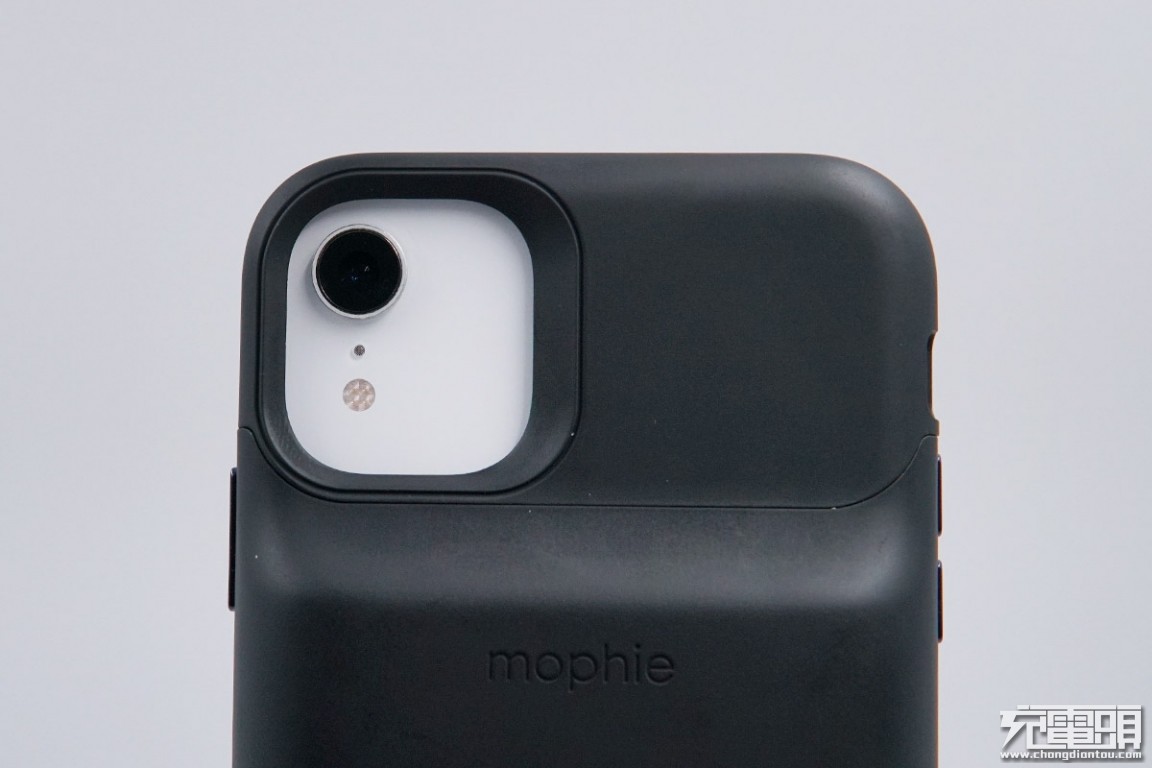 iphone xr和iphone11扬声器 7b79e3050f9e4e5bb5e745500549ed74.jpeg