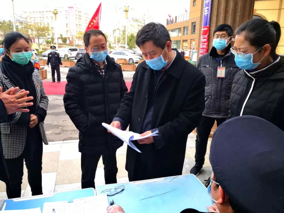 州卫生健康委主任石一鲁实到德昌,冕宁检查指导新冠肺炎疫情防控和