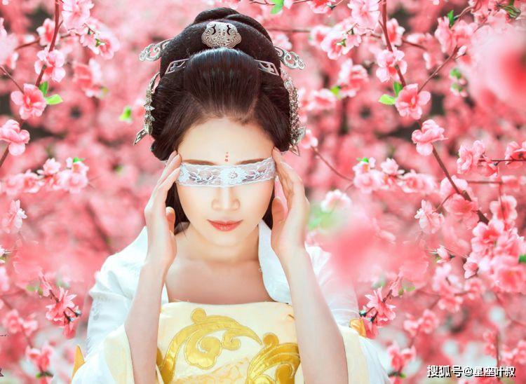 "越老越迷人"的三大生肖女,长相漂亮,老公没有安全感