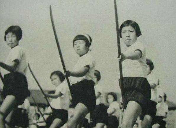 美国投弹前，撒下6300万张传单通知撤离，日本人