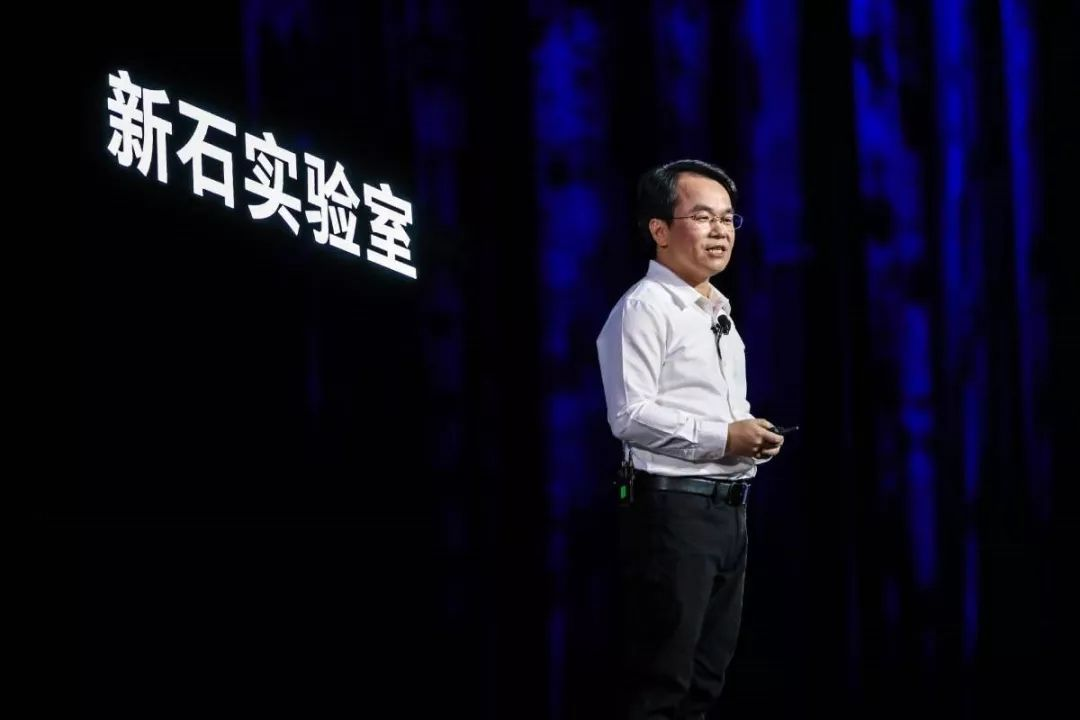 狂跌2000元？坚果R1低至1499元，骁龙845+6GB+128GB