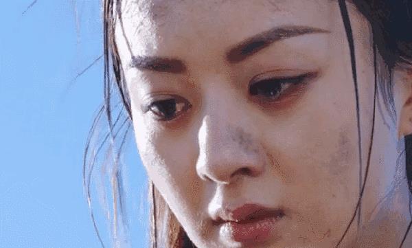 杨幂产假只休3个月，赵丽颖敢停工1年才复出，怪