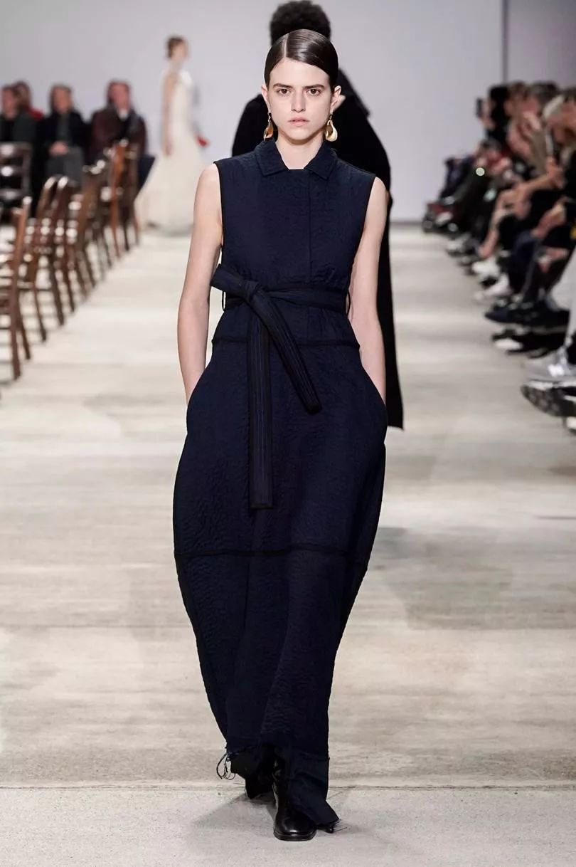 jilsander官方网站,jilsander官网女鞋 极简之外更纯粹的美丨jilsander2020秋冬系列