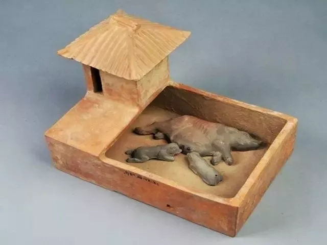 两汉时期|古代厕所啥样？听说皇帝都能淹死？