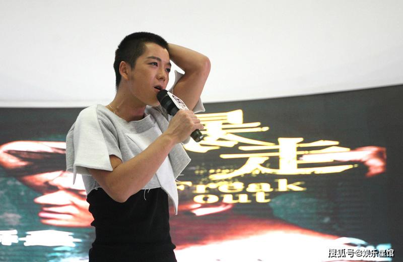选秀出身的王栎鑫，转型成演员，人气势不可挡