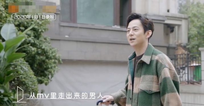 何炅谢娜再次同台完整视频 c0b247360d234fb797aadfaf3906b4d1.jpeg