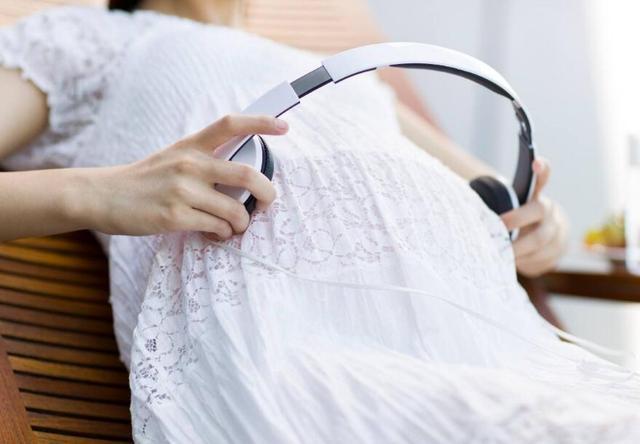 一般多久着床成功出血 cf3ae7354e5042c6a343240ad0633944.jpeg