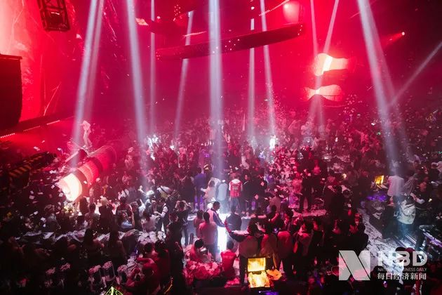 演艺市场春季档"没戏"：20000场演出取消或