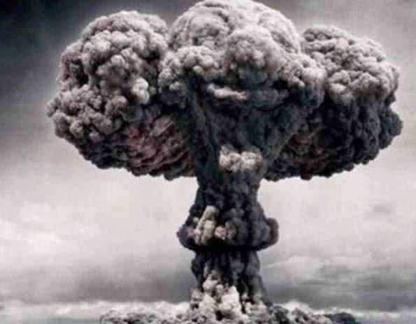 美国投弹前，撒下6300万张传单通知撤离，日本人