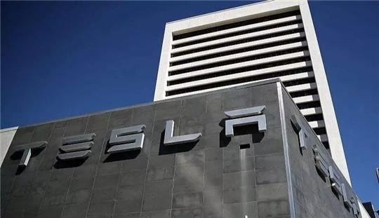 特斯拉股价“暴涨”背后的诱因与博弈