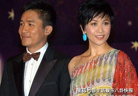 43岁嫁知名男艺人，婚后11年一直没生孩子，如今