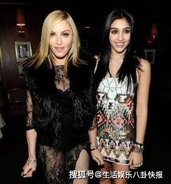 61岁乐坛女王麦当娜恋情曝光，男友小36岁，两人