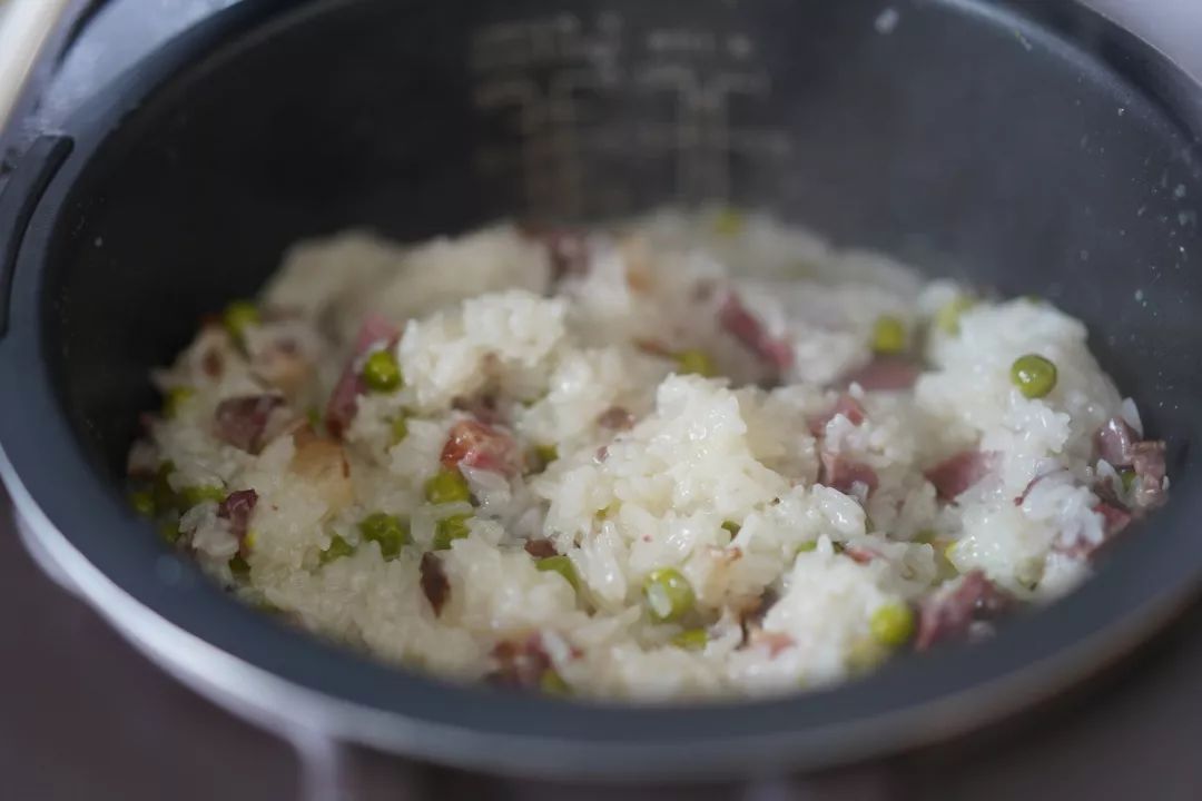 米饭怎么吃最方便 38f09efbd6e54455b2f9bd7950a986aa.jpeg