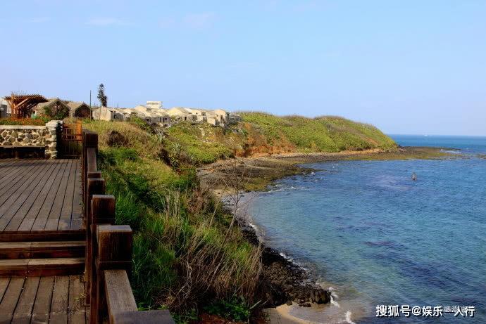 家喻户晓的“民歌王子”，事业巅峰突然隐退，