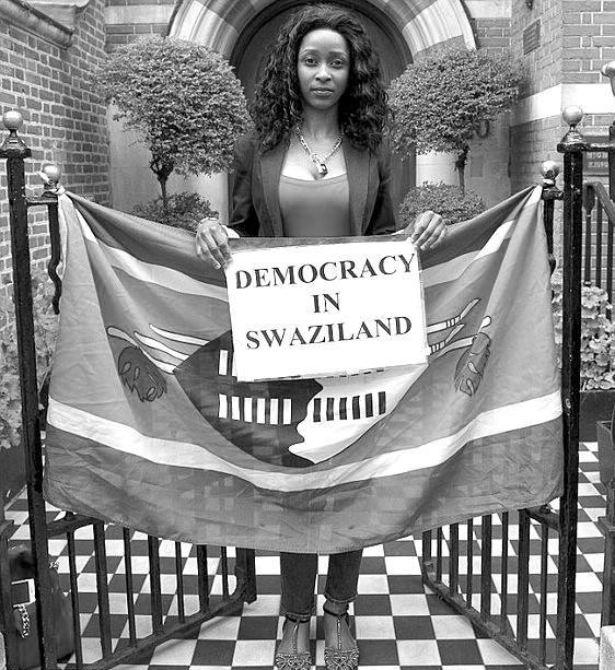 三世|18岁登基，今年50岁，他是非洲最后一个有权力的君主，每年都选秀