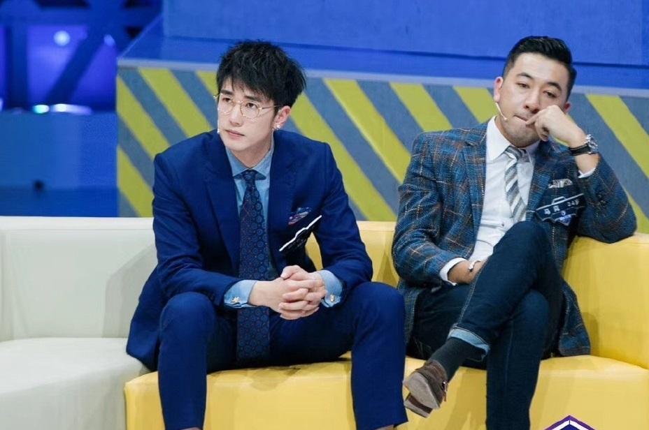 长相酷似刘昊然的老中医 不仅自己帅气 连女朋友都那么好看