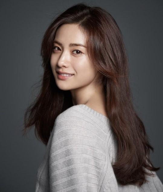 韩国十大最美90后女星排行榜,个个美似天仙