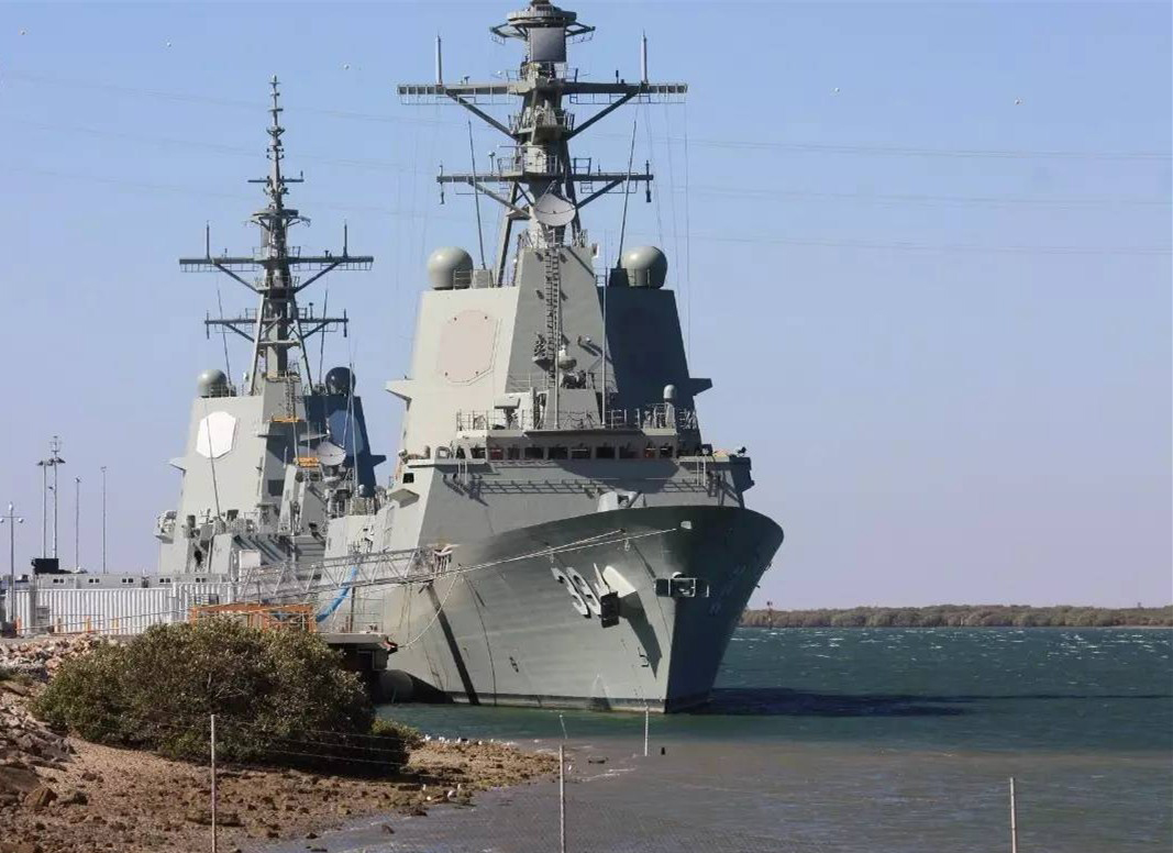 1/ 12 霍巴特级驱逐舰是澳大利亚皇家海军隶下的搭载宙斯盾作战系统