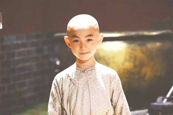 君主|61岁驾崩，他是乾隆和“魏璎珞”的儿子，但却是清朝最平庸的皇帝