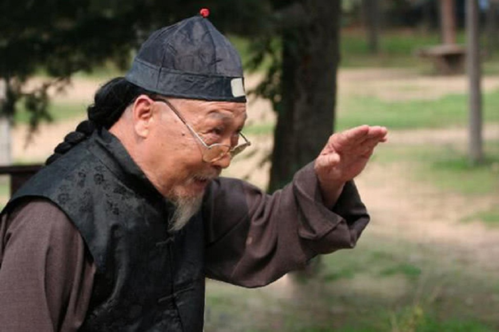 俗语财主门前孝子多上一句更加经典蕴含的人生哲理