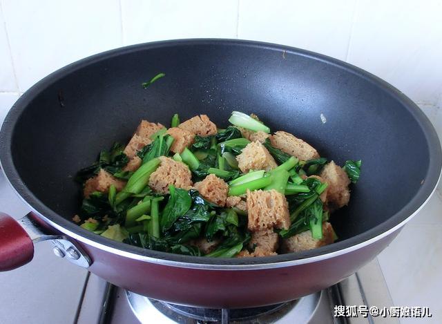 上海人最喜欢的烤麸，上海外婆教特色做法，吃着比肉还过瘾，真香