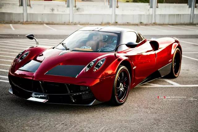 电镀红风神帕加尼huayra 彻底看醉了