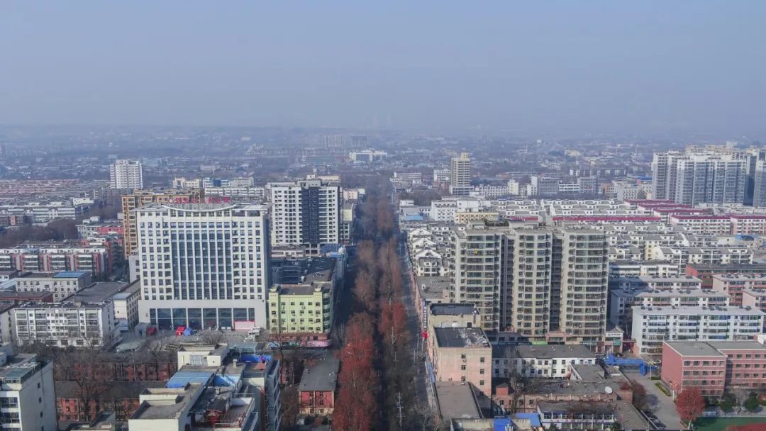 疫情11天从上空俯瞰阎良的震撼街景～空荡荡的