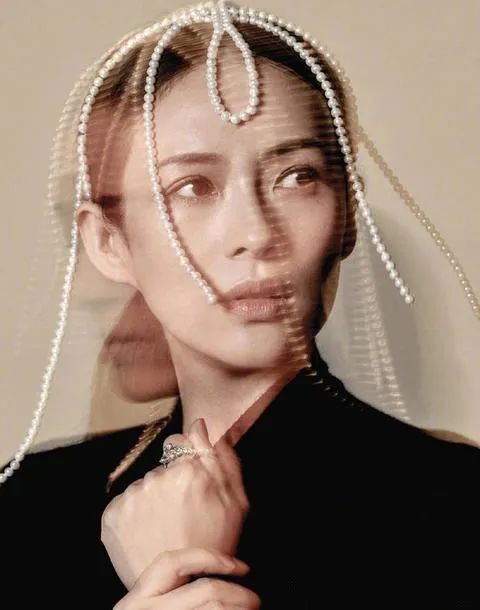 怎么提升自己的眼神 0badfa0e819948d1a5f7cbb0724b9965.jpeg